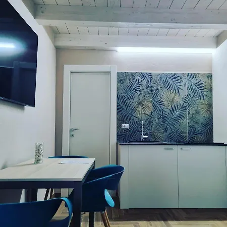 Palazzo Sarti 아파트 로디가르가니코